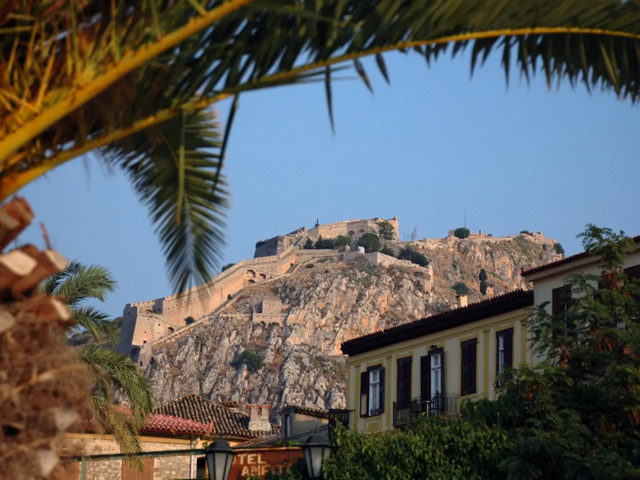 Financing options for public employees: low-interest loans and full funding granted