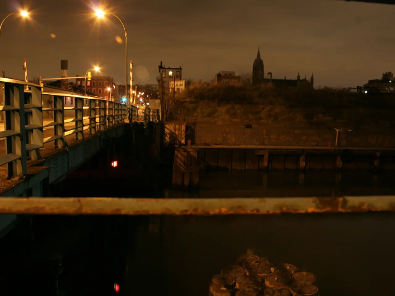 Biking enthusiasts, mark your calendars! The Elberadweg reopens for use starting October 2nd.