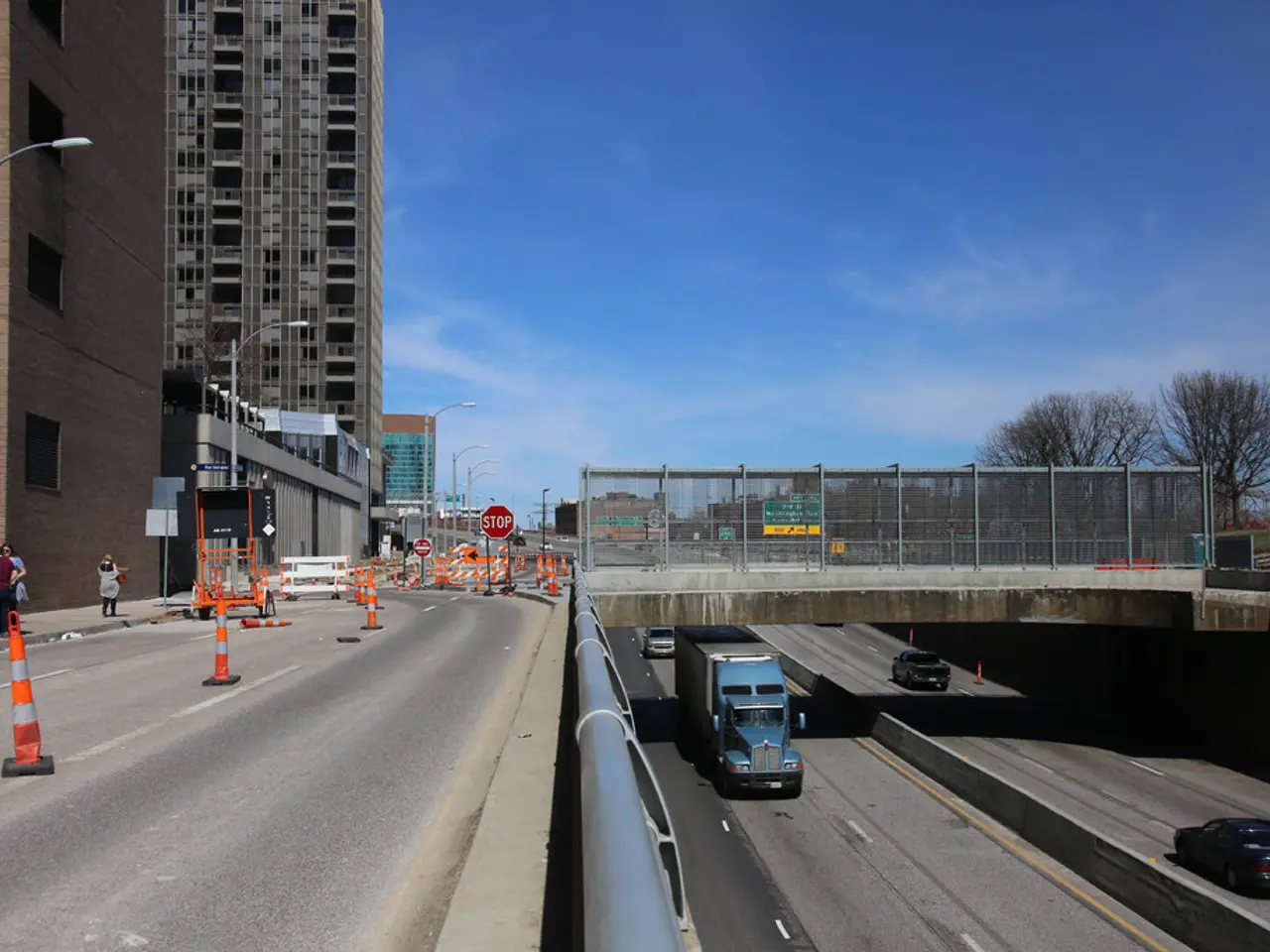 Bridge Closure Alert: Two lanes on QEW Niagara-bound will be temporarily shut down on the Skyway...