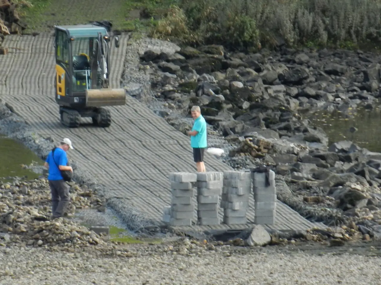 Finished construction of a road within the industrial area "Am Hüttenbrink"