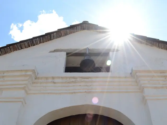 Exceptional Property Transaction in Montrose Sets New Benchmarks for High-End Real Estate Sector