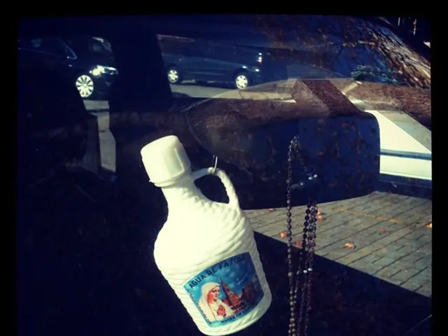 Initial journey on domestic streets with the Fiat Grande Panda