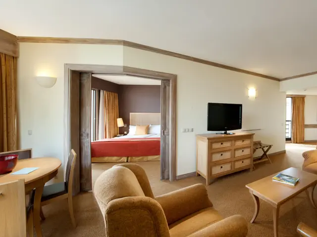 Essential Questions and Answers About Real Estate Investment Funds