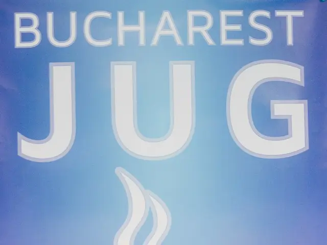 Investment leadership shift announced at AGI, with systematic stock distribution specified.