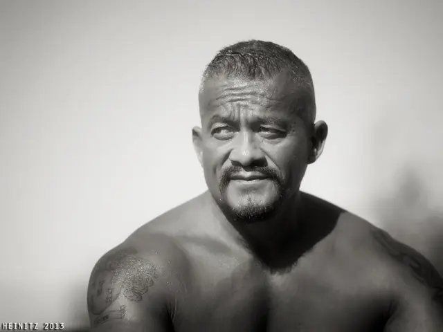 Unidentified Individual Suspected in Bank Fraud Case