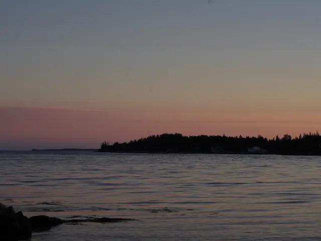 Space debris shower observed in Spain as Chinese rocket disintegrates in orbit.