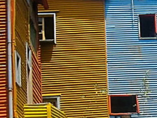 Construction of a new commercial structure on Freiberger Street