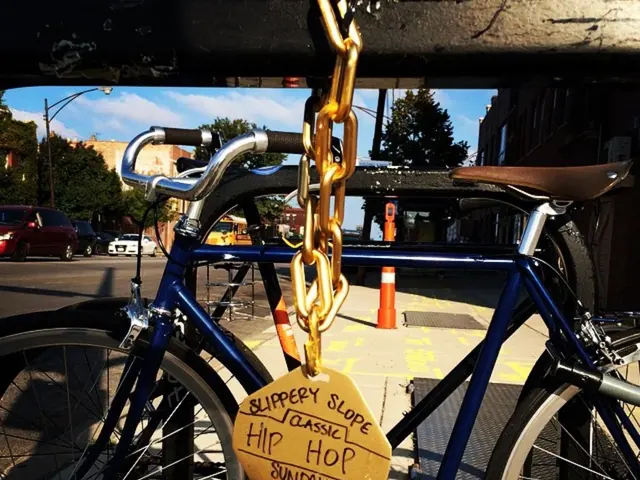 Government's strategy to alleviate a debt of 1,257 billion rupees encounters an issue as Chinese...