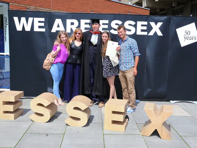 Financial contribution of €64,000 directed towards Robin Good